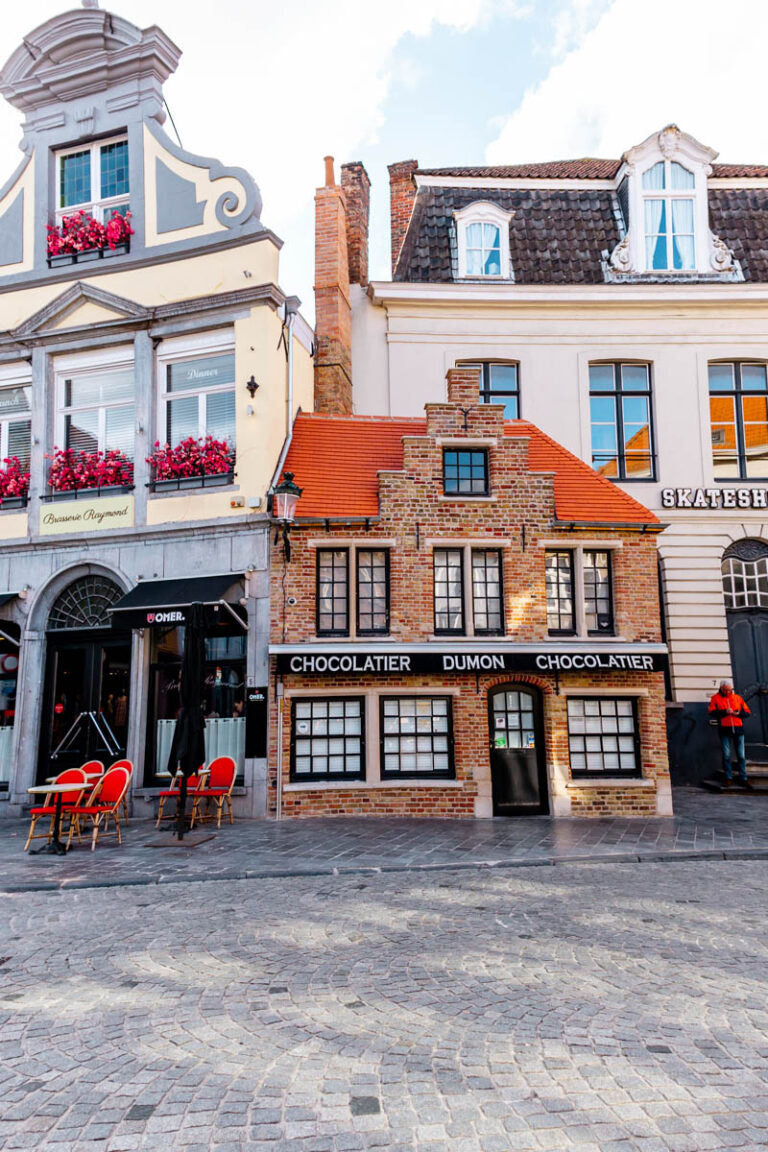 Perfect 3 Days in Bruges Itinerary Weekend Guide Find Love and Travel